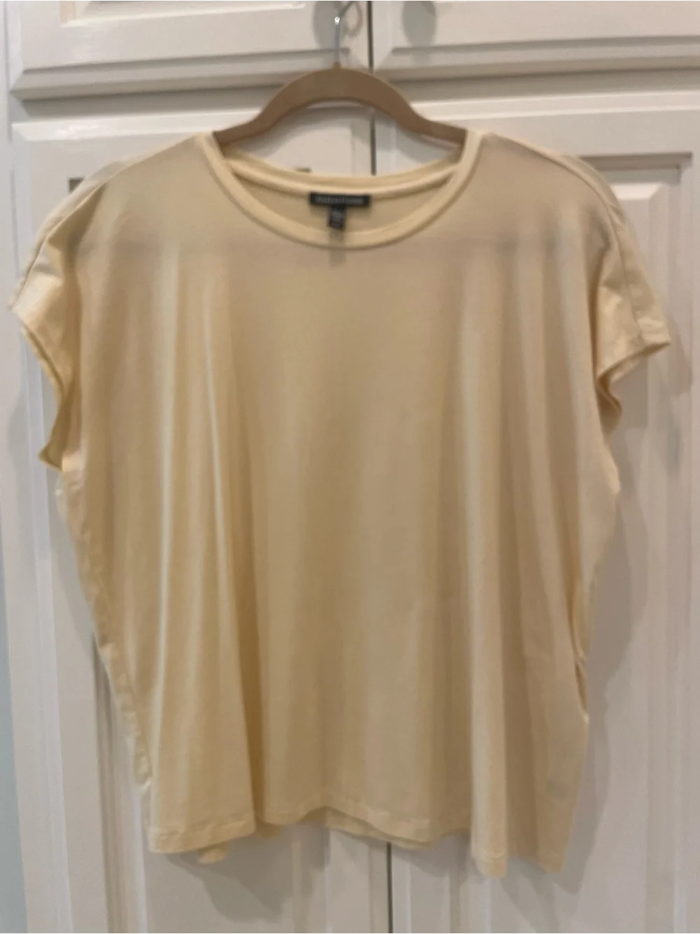 Eileen Fisher 2-piece soft yellow lounge set - Picture 9 of 14